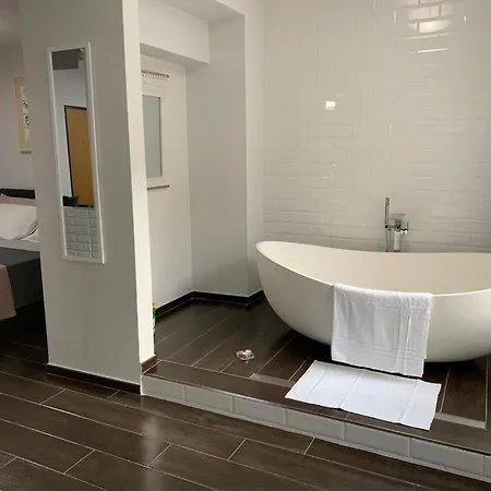 Argiro95 Luxury Apartamento Bari